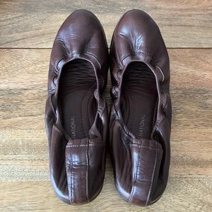 Costume National flats brown leather ballerina ballet shoes 38 7